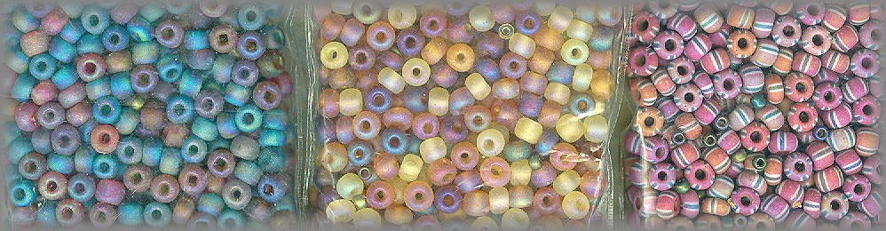 SMALL SPACER BEADS IN THREE COLORS