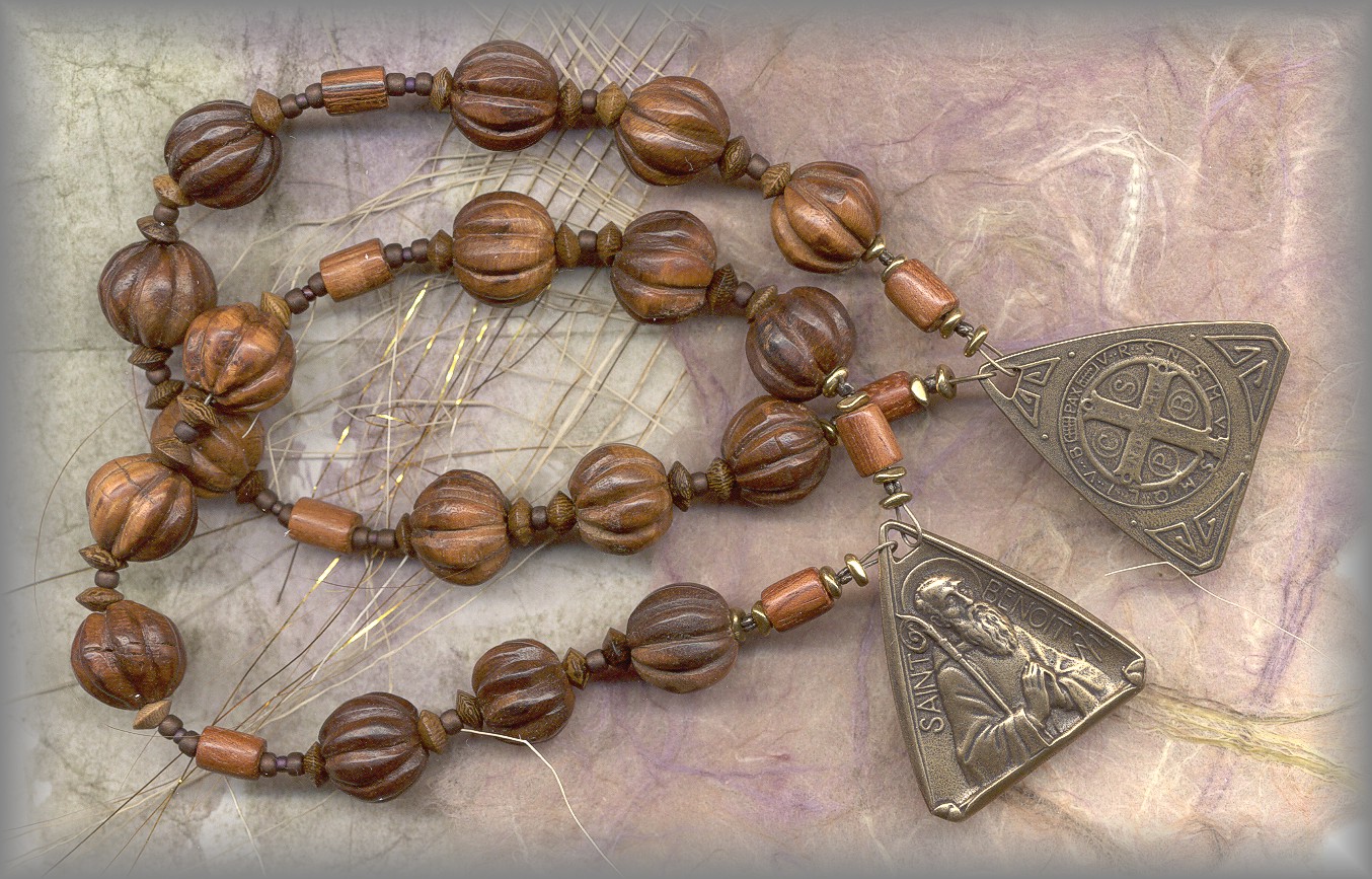 CHAPLET - St Benedict - brown