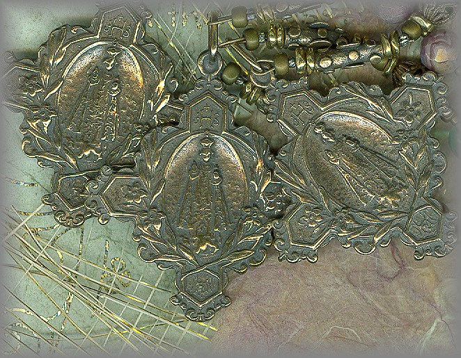 INFANT OF PRAGUE: antique medal