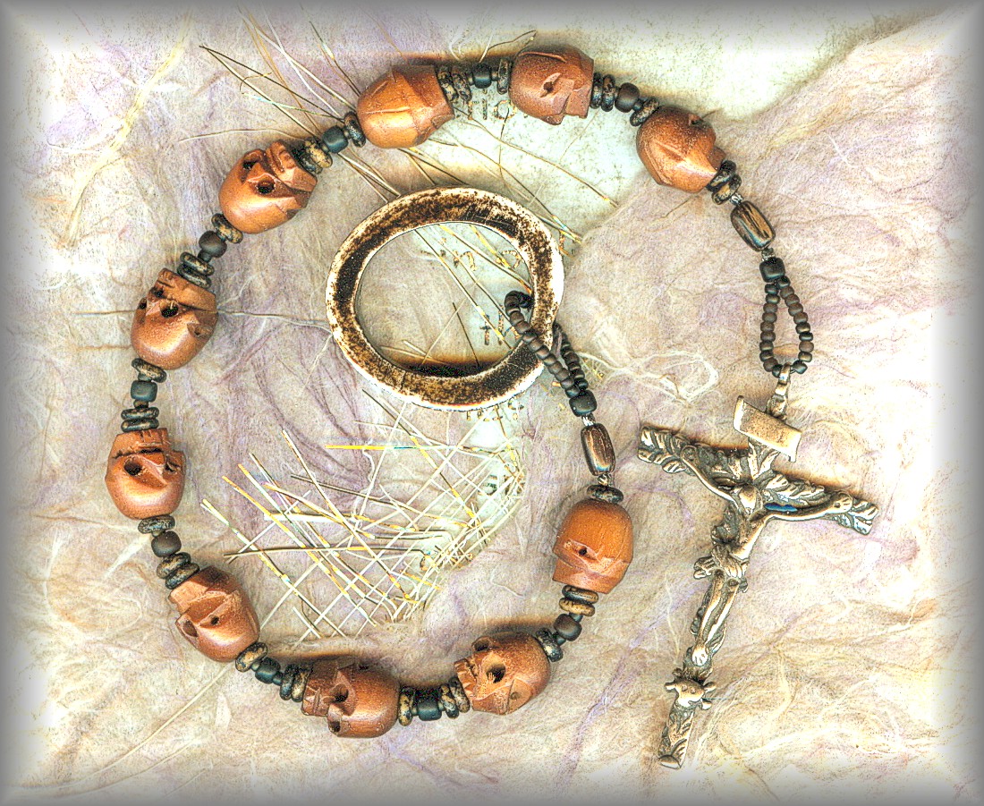 CDLM.51013 - Memento Mori II - (carved wood)