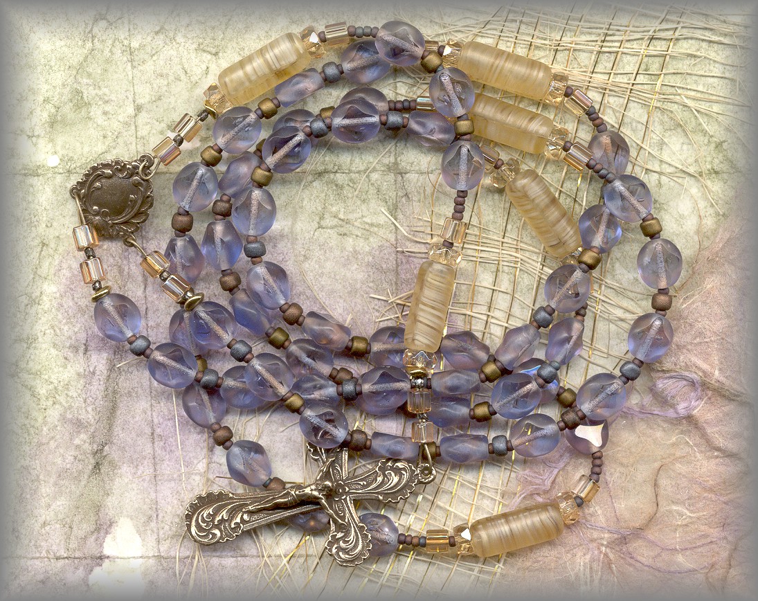 ROSARY: Showing beautiful Edwardian crucifix and center